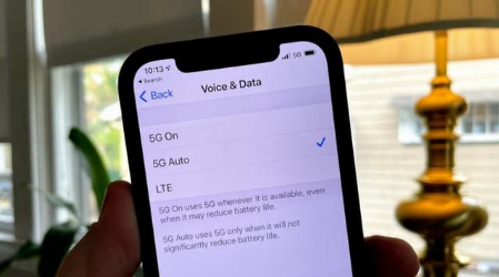 威县苹果手机维修分享iPhone 12如何打开或关闭5G网络 